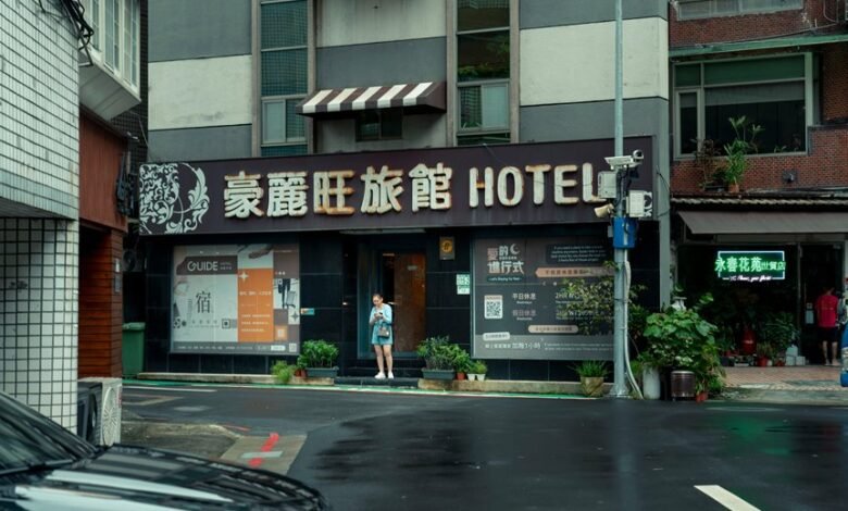 harem hotel cheat code guide